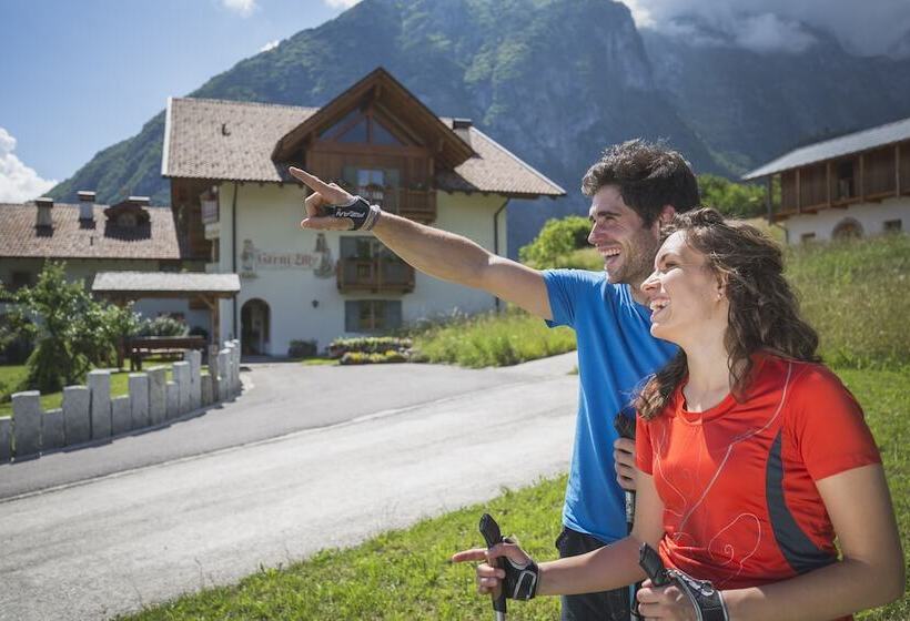 בית מלון כפרי Garni Lilly