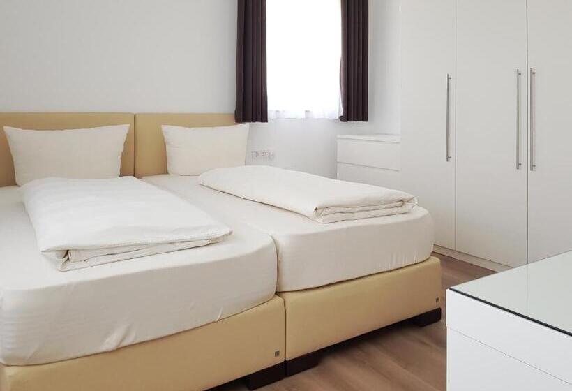 호텔 Garni Zum Weinkrug