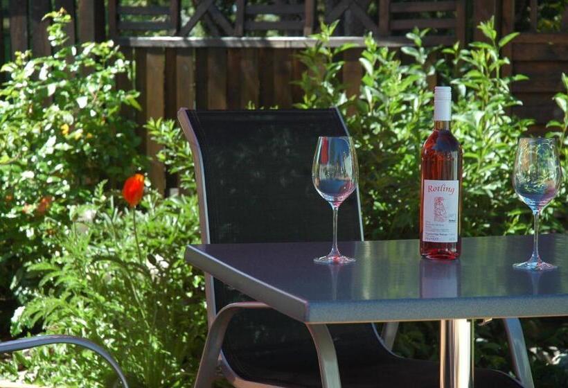 호텔 Garni Zum Weinkrug