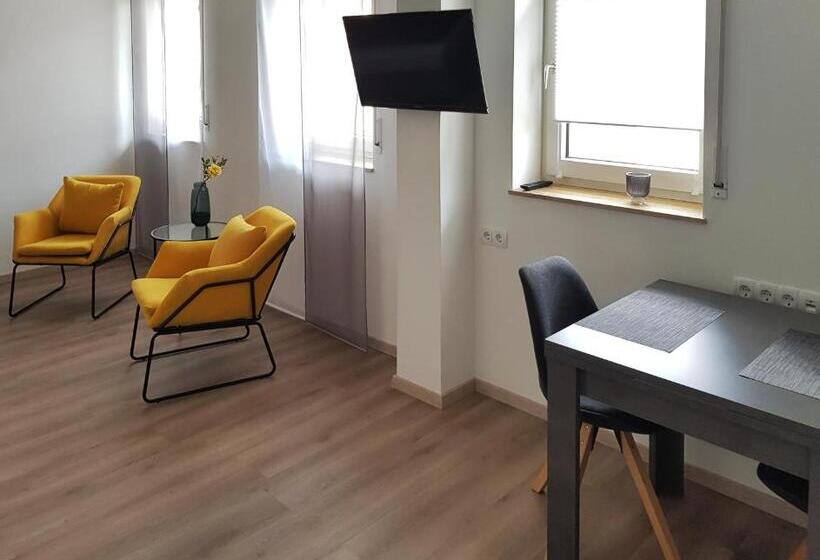 호텔 Garni Zum Weinkrug