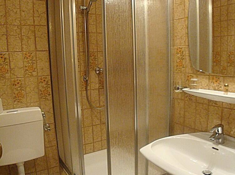 ホテル Gasthof Herderich