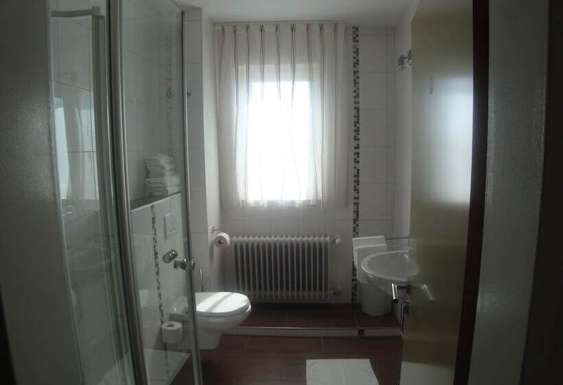 ホテル Gasthof Herderich