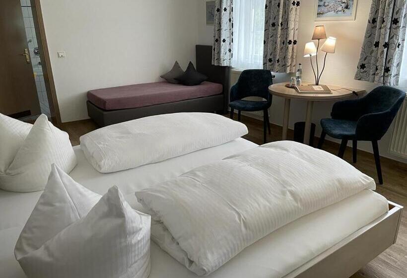 ホテル Gasthof Krapp