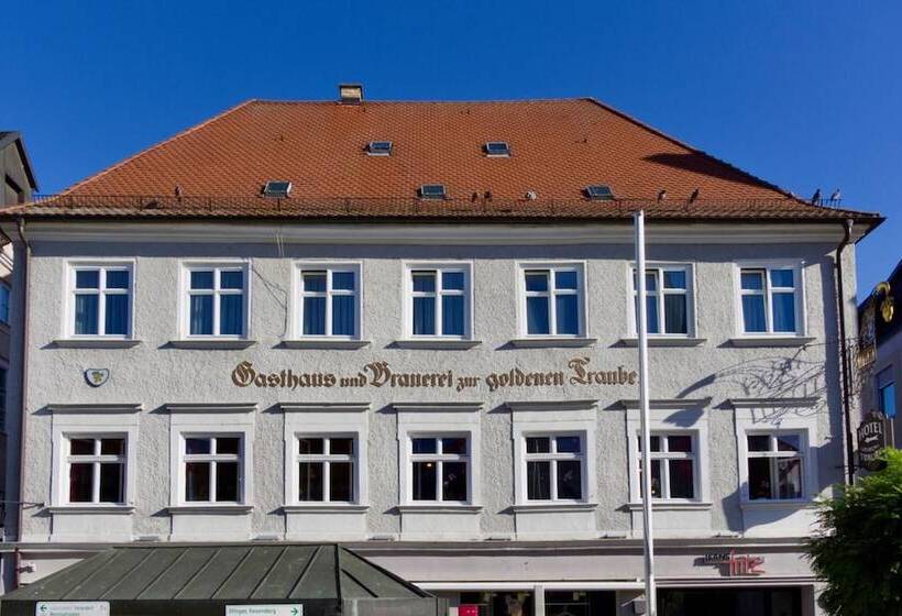 בית מלון כפרי Goldene Traube