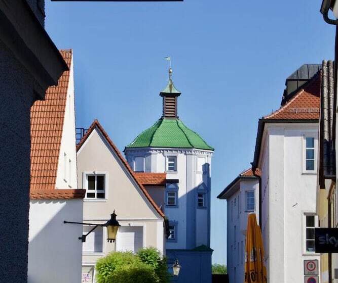 בית מלון כפרי Goldene Traube