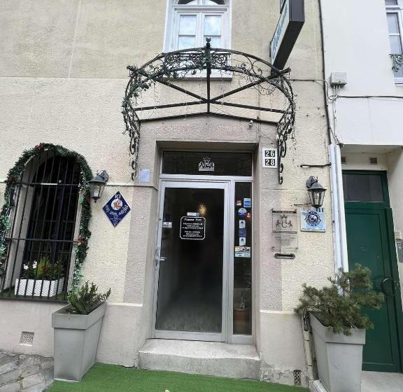 Отель Hôtel Céline   Hôtel De La Gare