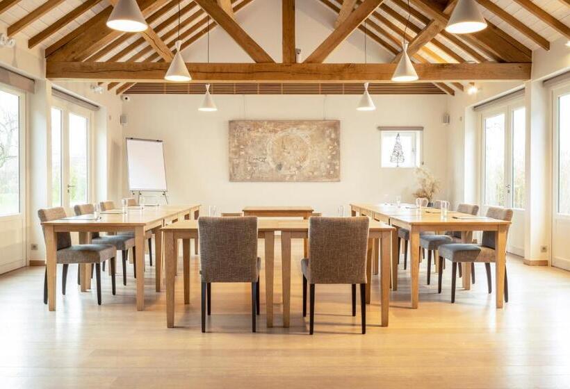 Отель Huyshoeve