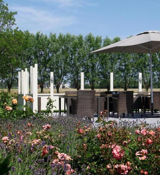 Отель Huyshoeve