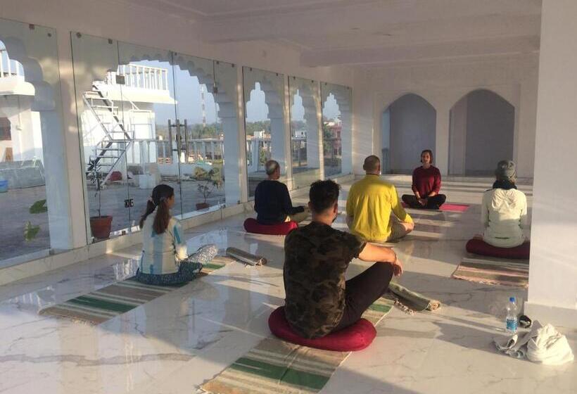 酒店 Isabel Palace