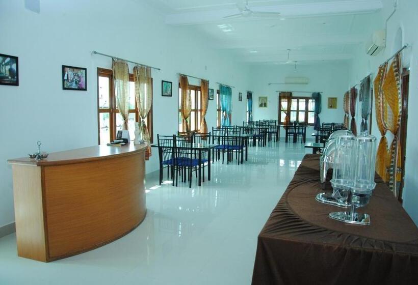 酒店 Isabel Palace