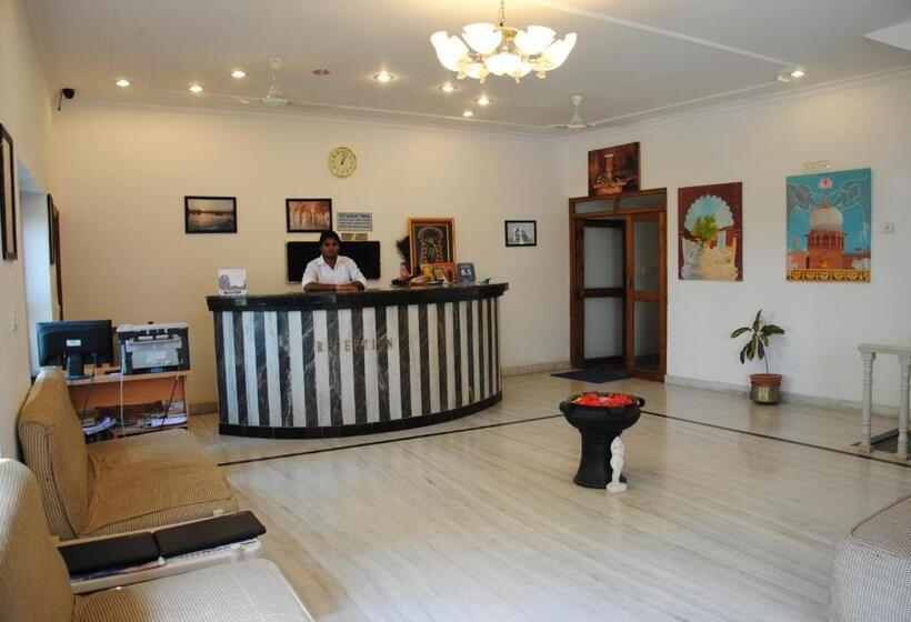 酒店 Isabel Palace