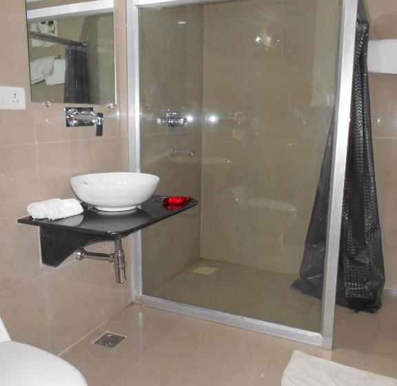 酒店 Isabel Palace