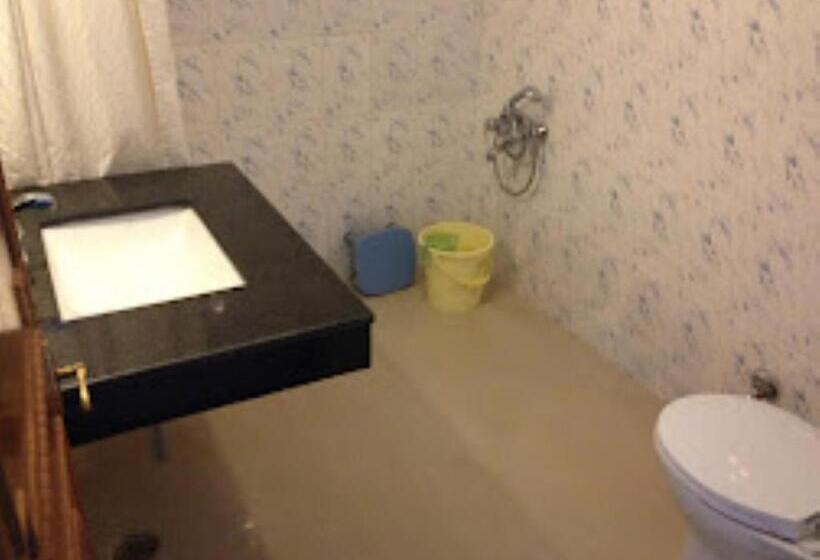 酒店 Isabel Palace