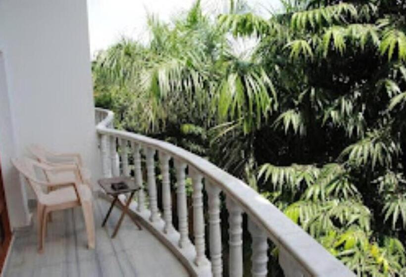 酒店 Isabel Palace