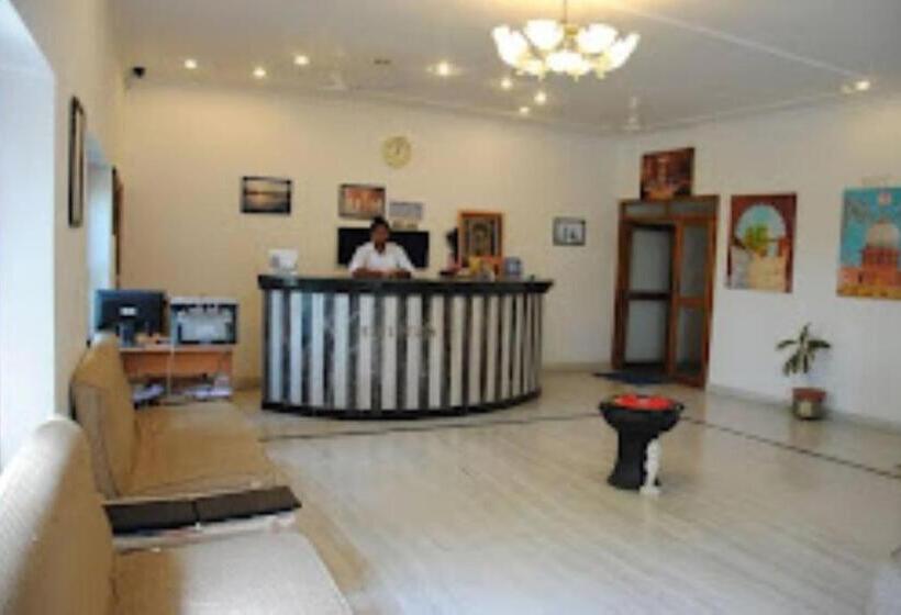 酒店 Isabel Palace