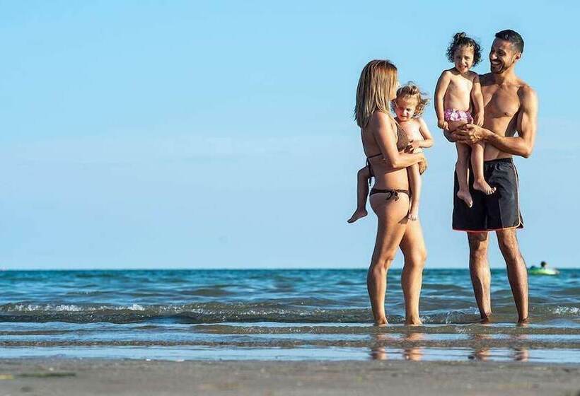 فندق Junior Family