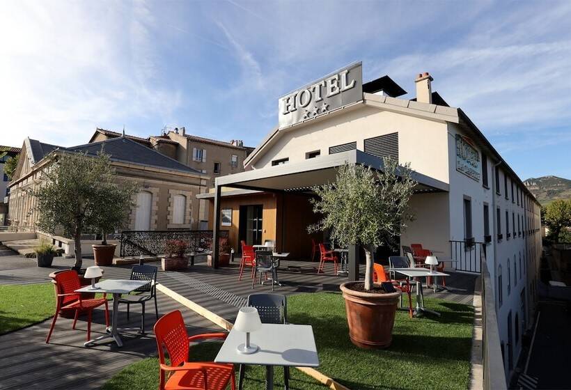 فندق La Capelle Millau