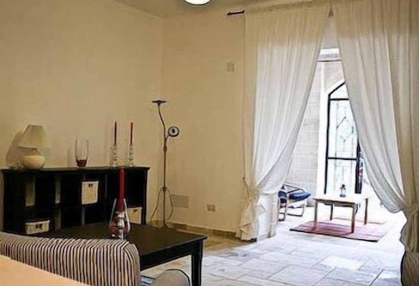 酒店 La Vigna Vecchia