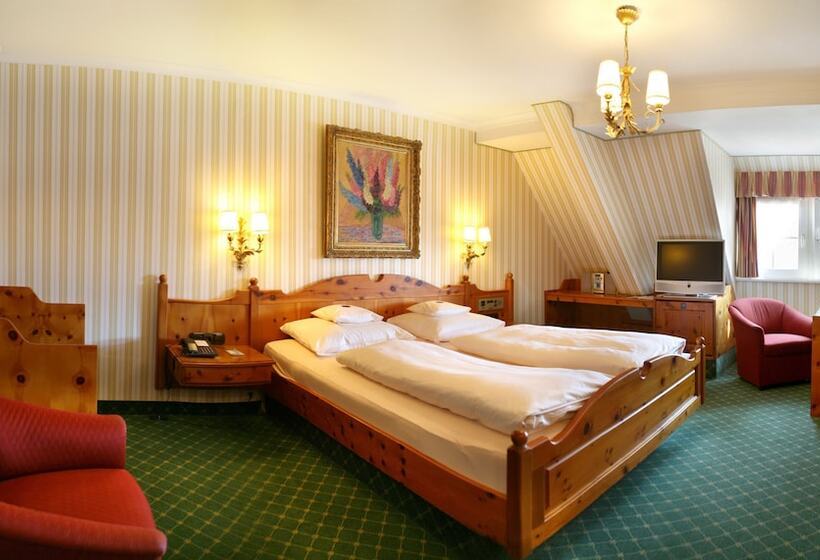 Отель Landwehr Bräu