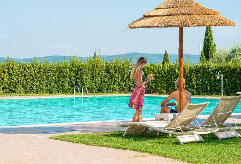 فندق Le Corti Di Montepitti