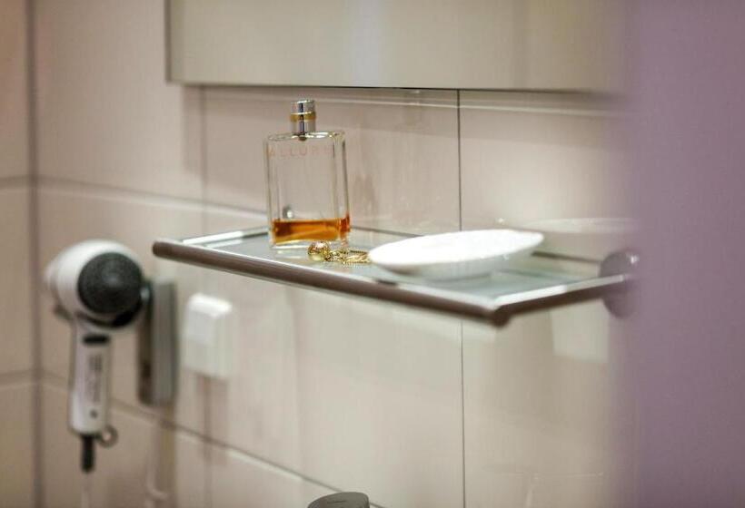 هتل Markgräfler Hof