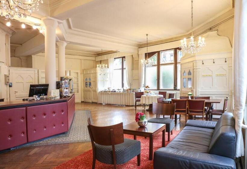 هتل Markgräfler Hof