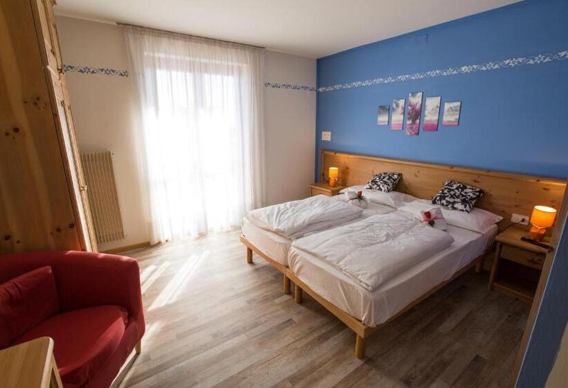 בית מלון כפרי & Residence Montana