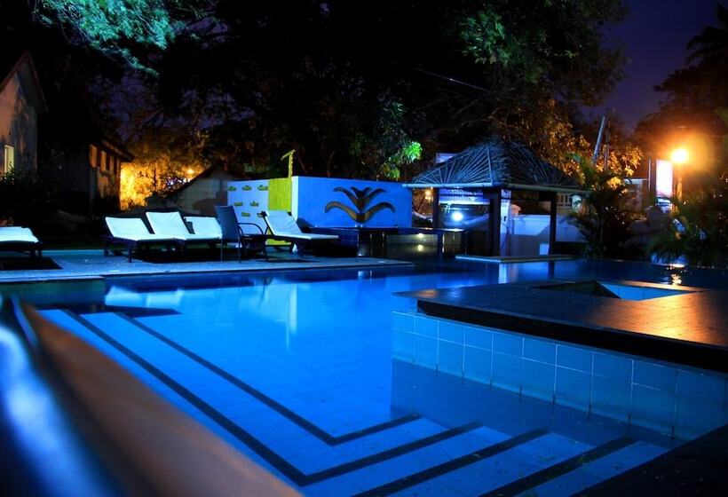 هتل Old Lighthouse Bristow