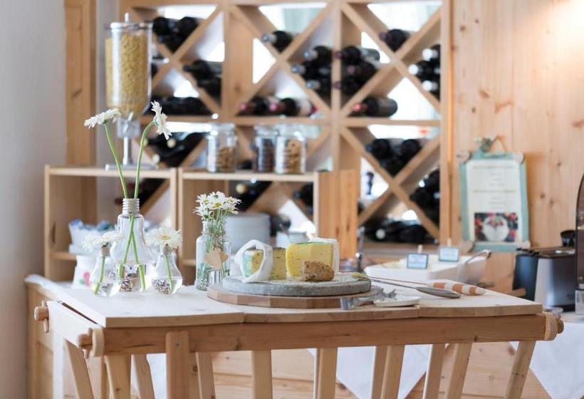 Boutique Hotel Olympia