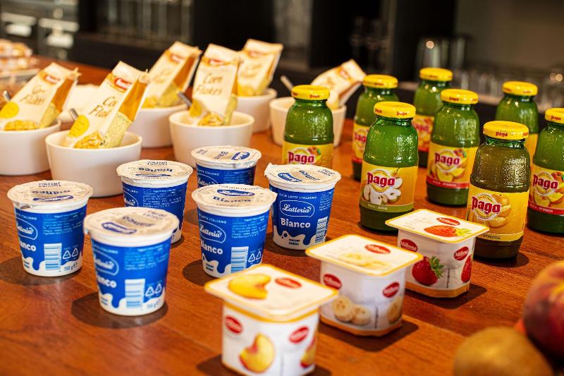 One Hotel & Restaurant