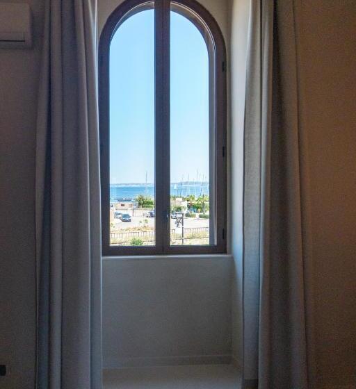 בית מלון כפרי Palazzo Vergine I Due Mari