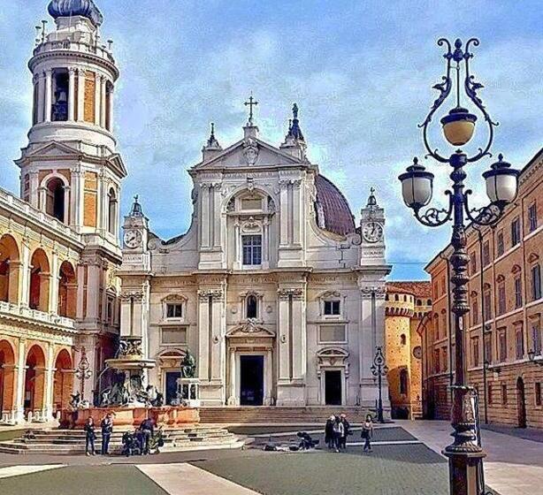 فندق Pellegrino E Pace