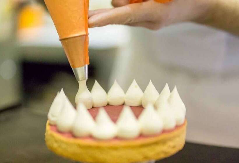 ホテル Pineta Pastry