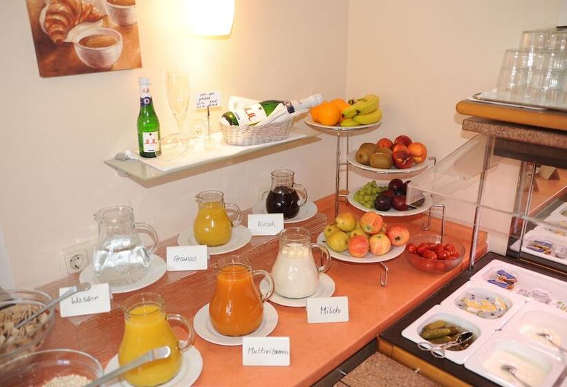 호텔 Post Regionales Großes Frühstücksbuffet Auch Gf & Lf
