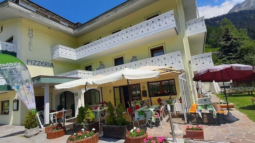 Отель Reschnerhof