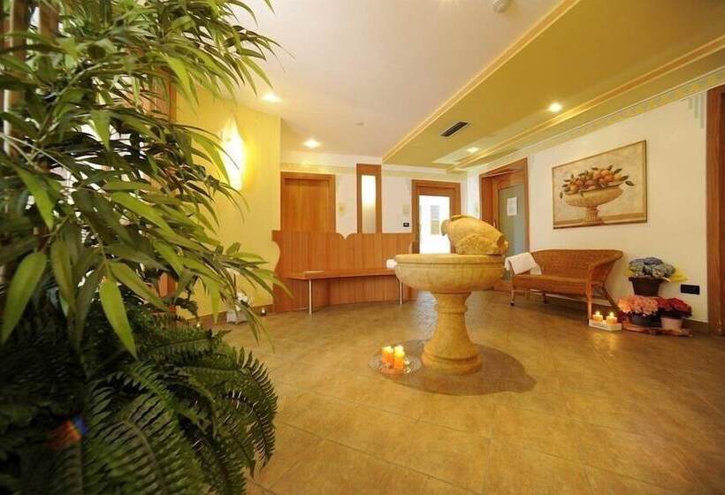 فندق Residence Kristall  Fiemme Holidays