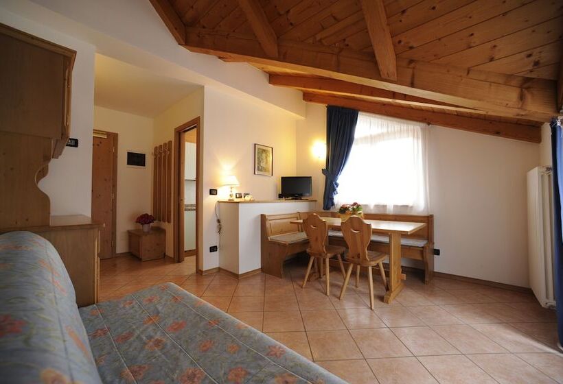 فندق Residence Kristall  Fiemme Holidays