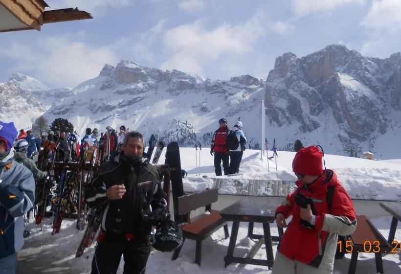 فندق Residence Kristall  Fiemme Holidays