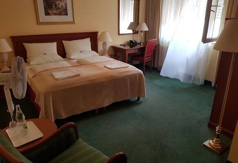 בית מלון כפרי Residenz Stockstadt