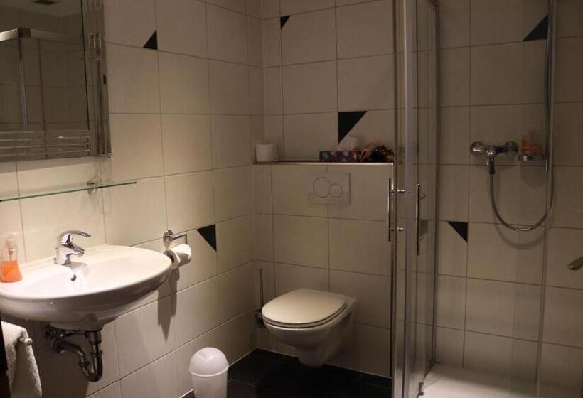 Отель Restaurant Johanneshof