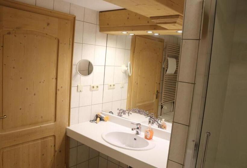 Отель Restaurant Johanneshof