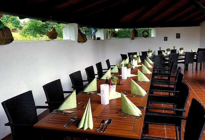 Отель Restaurant Zum Landgraf