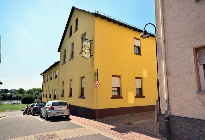 בית מלון כפרי Restaurant Zur Mainlust