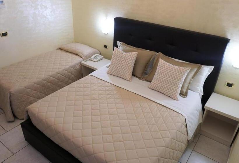 酒店 Riva Del Sole