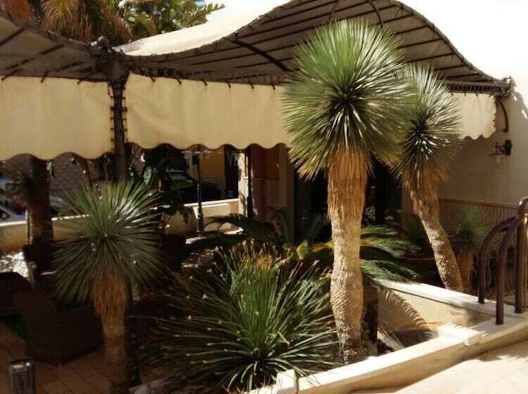 酒店 Riva Del Sole