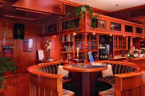 Hotel Restaurant Roter Hahn