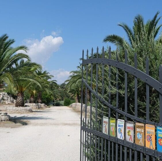 هتل روستایی Tenuta Aguglia