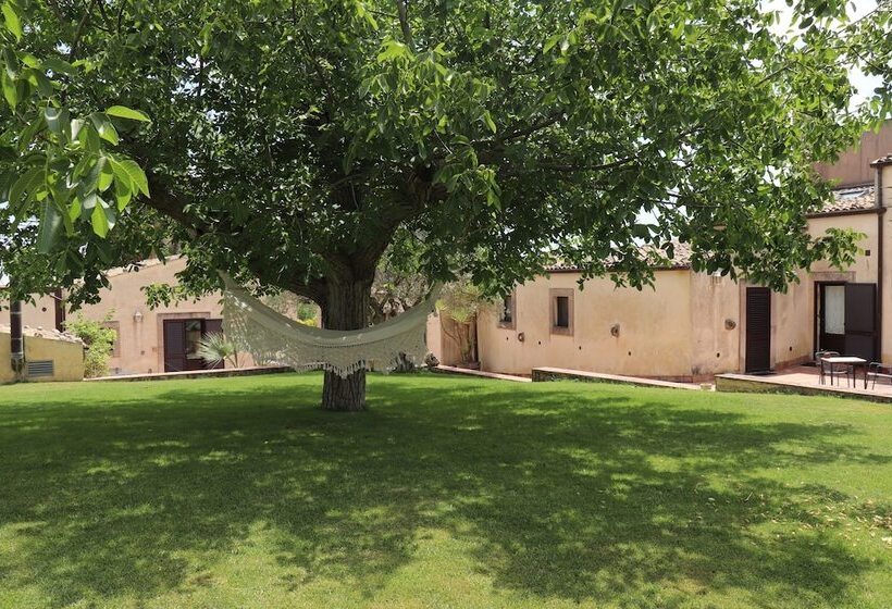 هتل روستایی Tenuta Aguglia