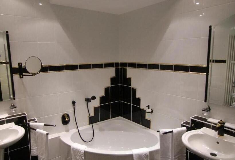 ホテル Schloss Schwarzenfeld