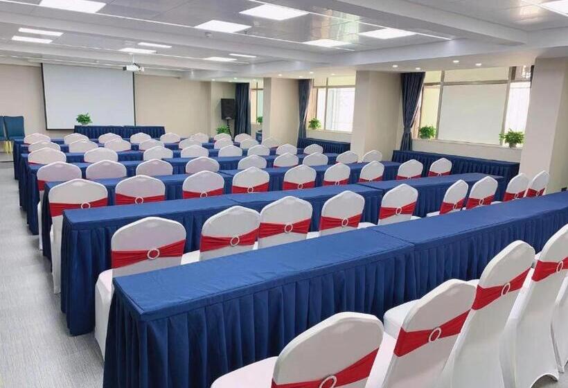 Starway Hotel Quanzhou Jingdu Dong Lake